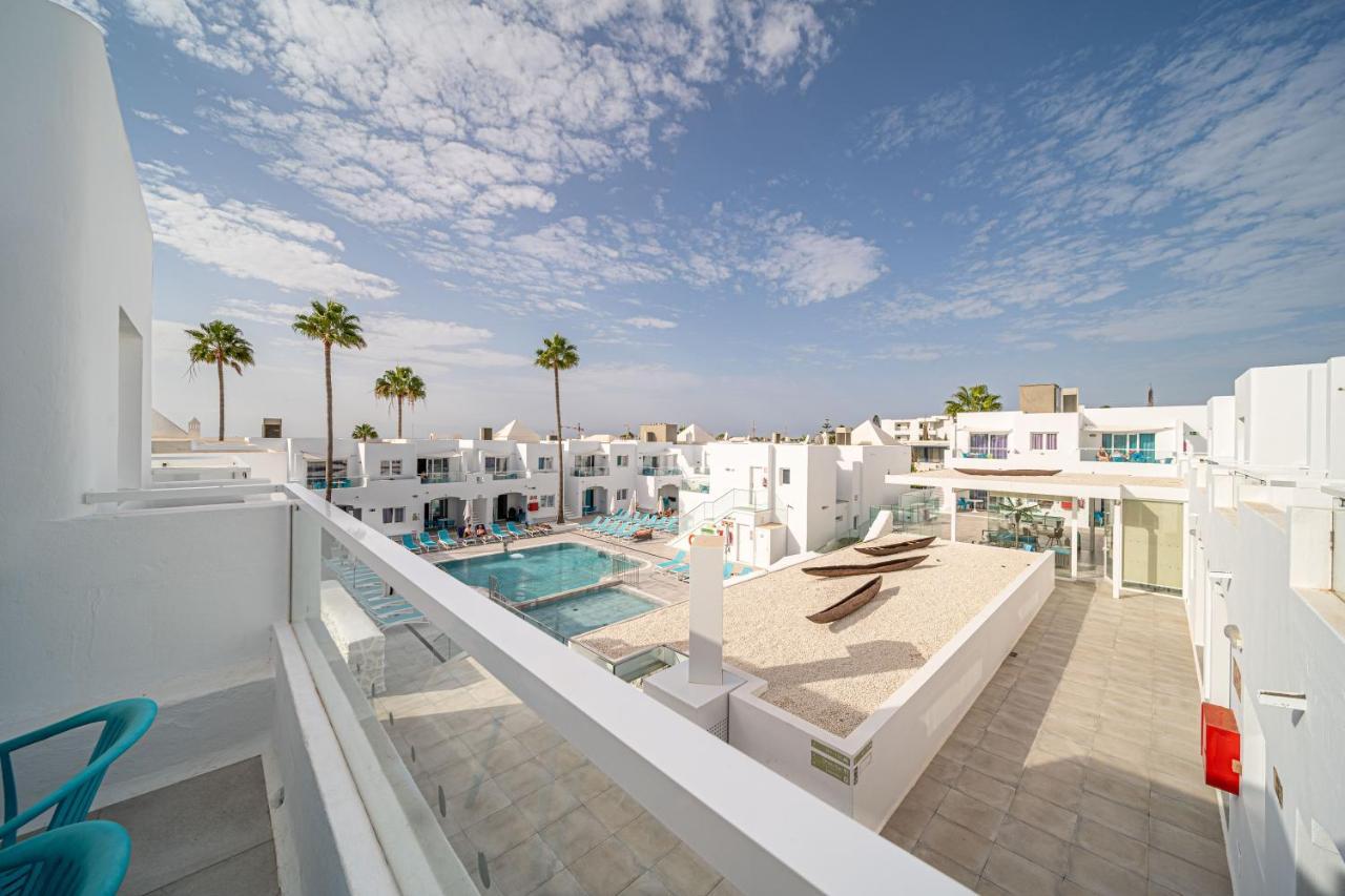 Guinate Club Apartamentos Puerto del Carmen  Bagian luar foto
