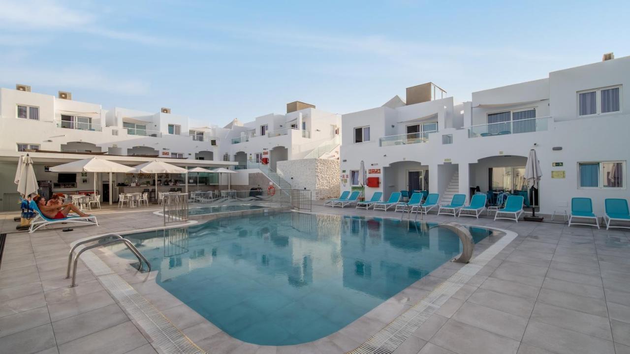 Guinate Club Apartamentos Puerto del Carmen  Bagian luar foto