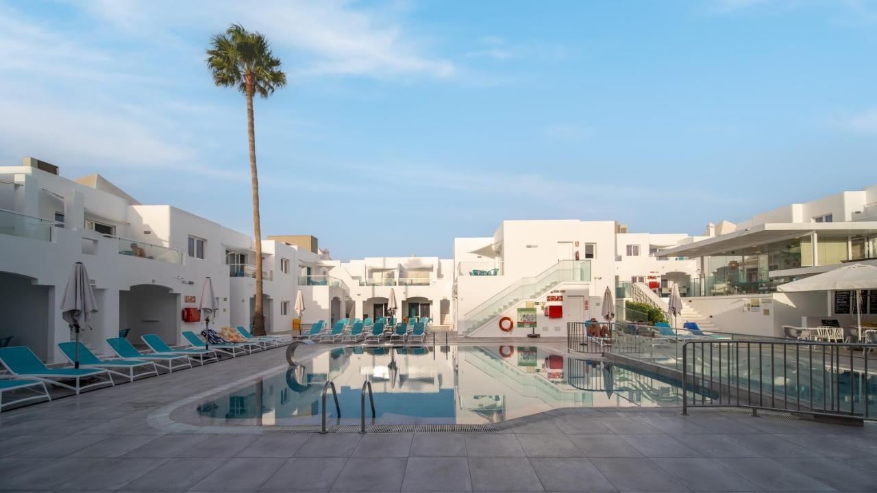 Guinate Club Apartamentos Puerto del Carmen  Bagian luar foto